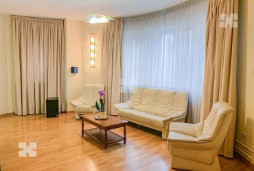 3х комн кв на М.Николопесковском пер. д. 4